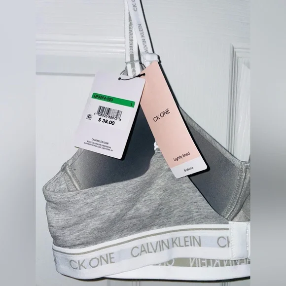 Calvin Klein bralette (UPdated sizes) - Picture 5 of 5